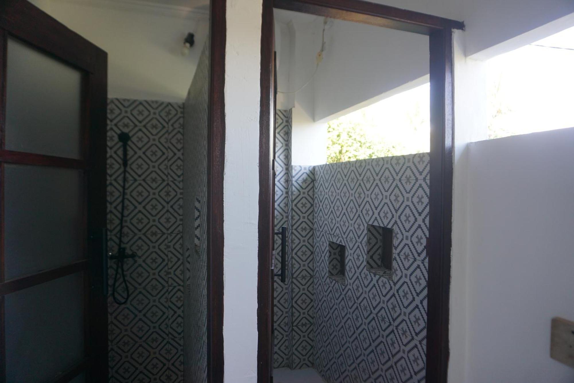 Black Sand Hostel Amed Extérieur photo